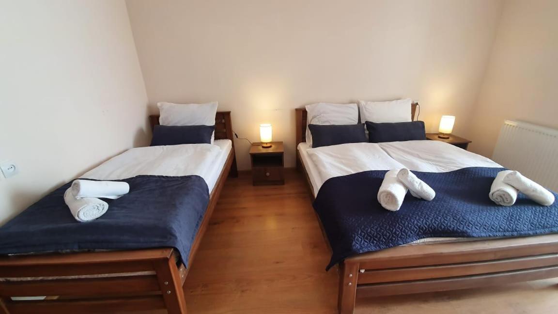 Guest House Sandro Kasbegi Buitenkant foto